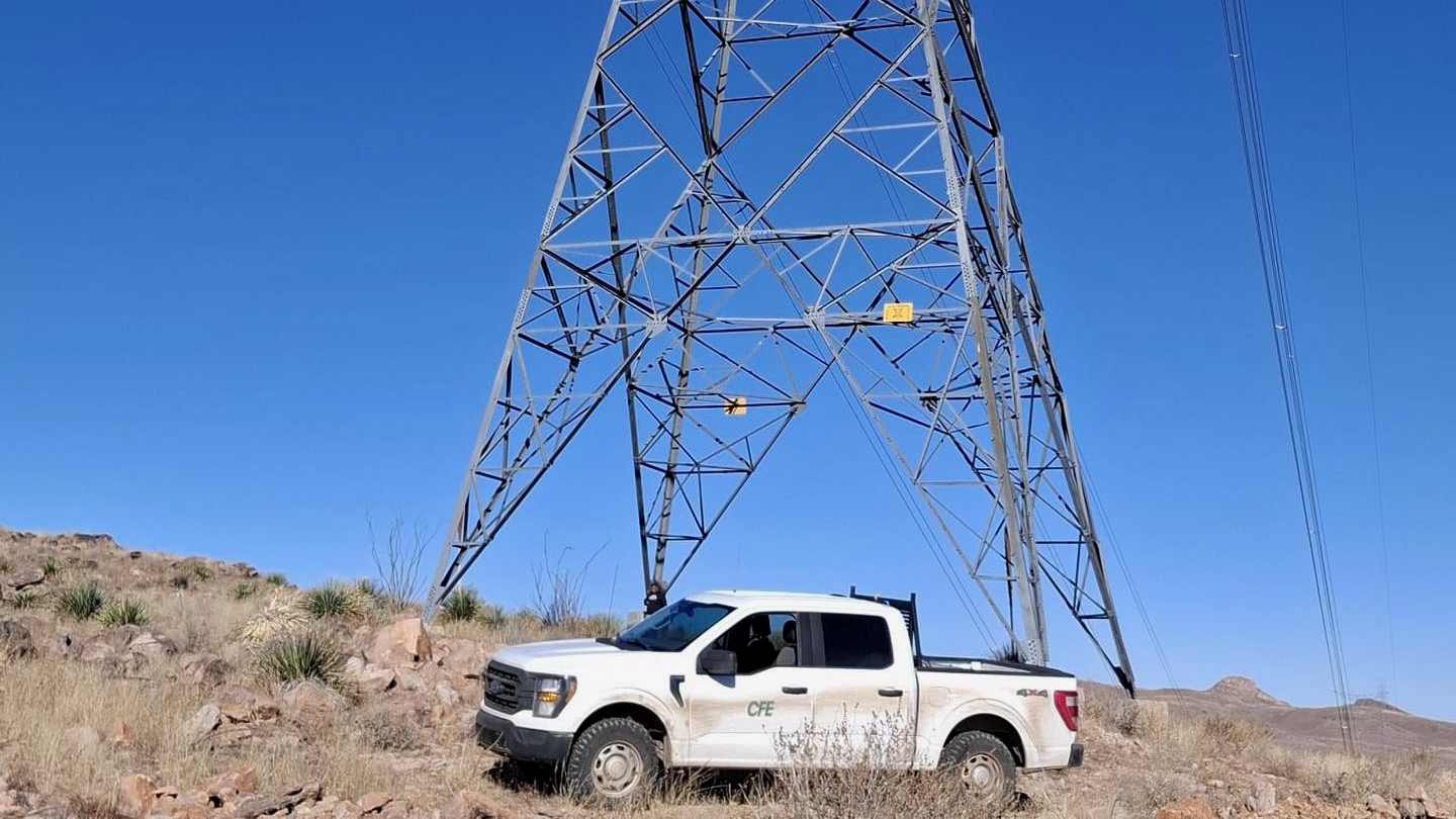 CFE compró autos y no puede aclarar 30 millones de pesos