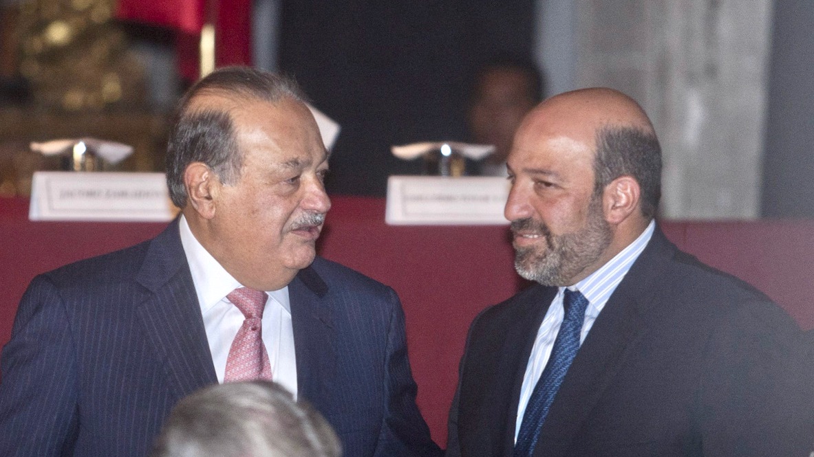 CDATA[
Carlos Slim Domit , el segundo empresario más destacado de México y primogénito de Carlos Slim Helú , es el principal heredero del legado de su padre y un hombre con profundo arraigo familiar. Hace algunos años, se vio en la necesidad de donarle un riñón a su hermano Patrick .
![
