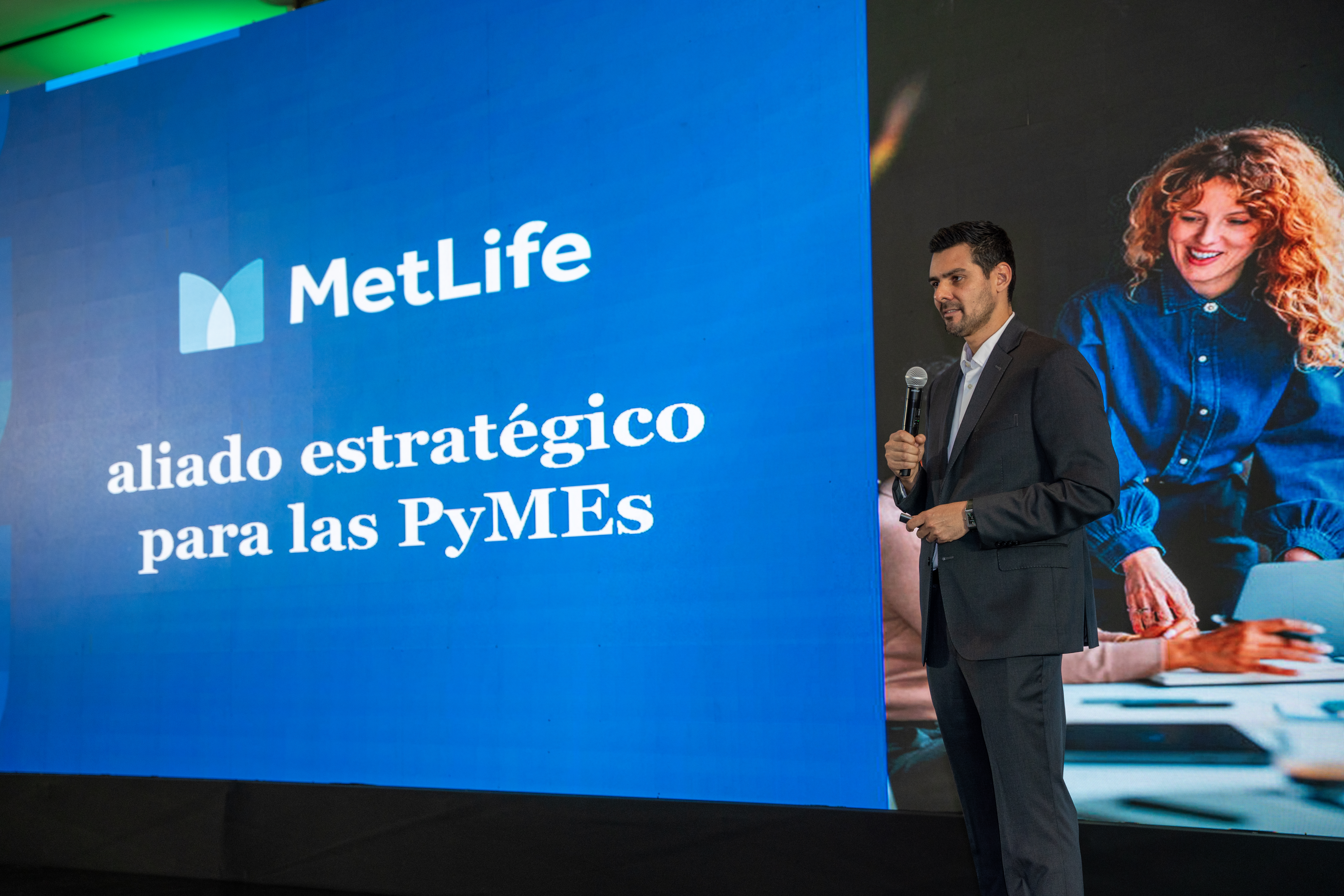 CDATA[
En México, donde operan más de 5.5 millones de micro, pequeñas y medianas empresas (Mipymes), que constituyen el motor principal de la economía y el empleo, la consolidación de estos negocios se ha convertido en un desafío crítico. Por ello, MetLife México enfocó su reciente estudio PyMEs en México: Impulsar al talento para consolidar su crecimiento , a analizar el reto de la supervivencia a largo plazo, el cual arrojó una cifra contundente: el 52% de estos negocios no supera los dos años de operación, y solo un 14% logra mantenerse activo por más de una década.
![
