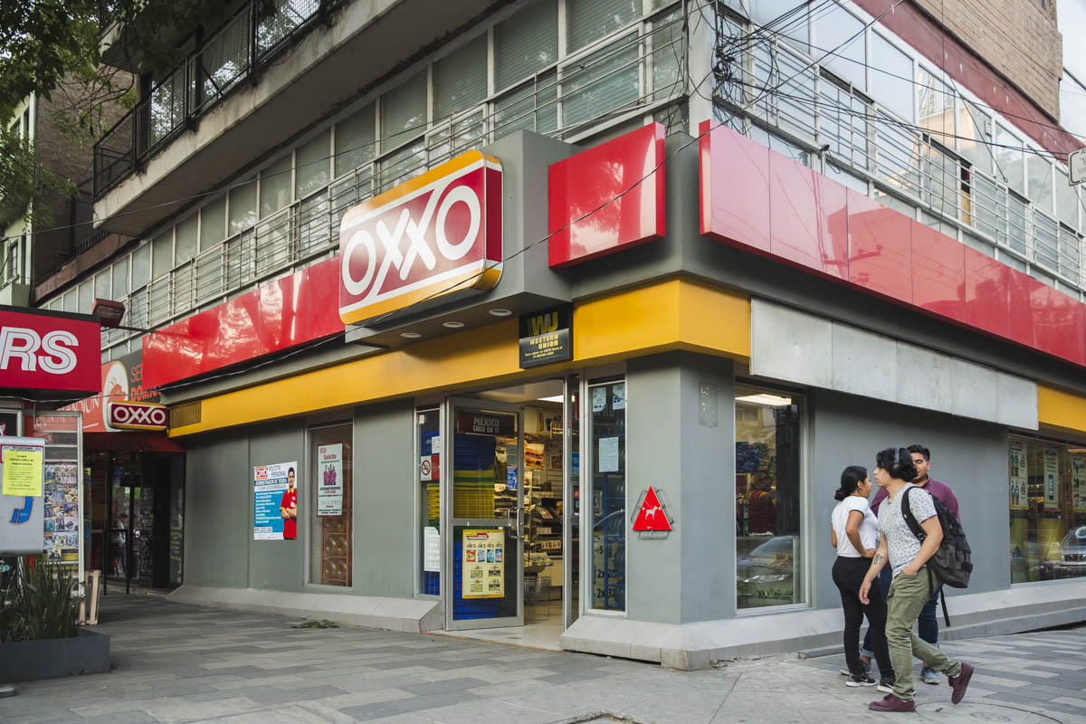 se puede pagar en oxxo en amazon