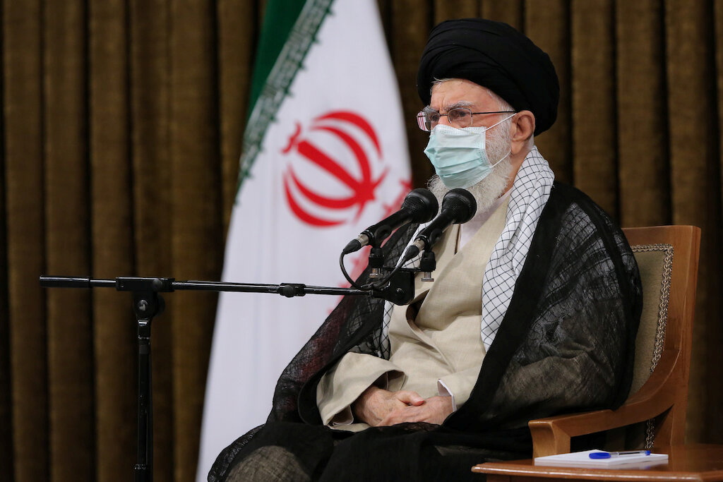 Estados Unidos e Irán muestran su desconfianza en las discusiones nucleares - Vimarsana News