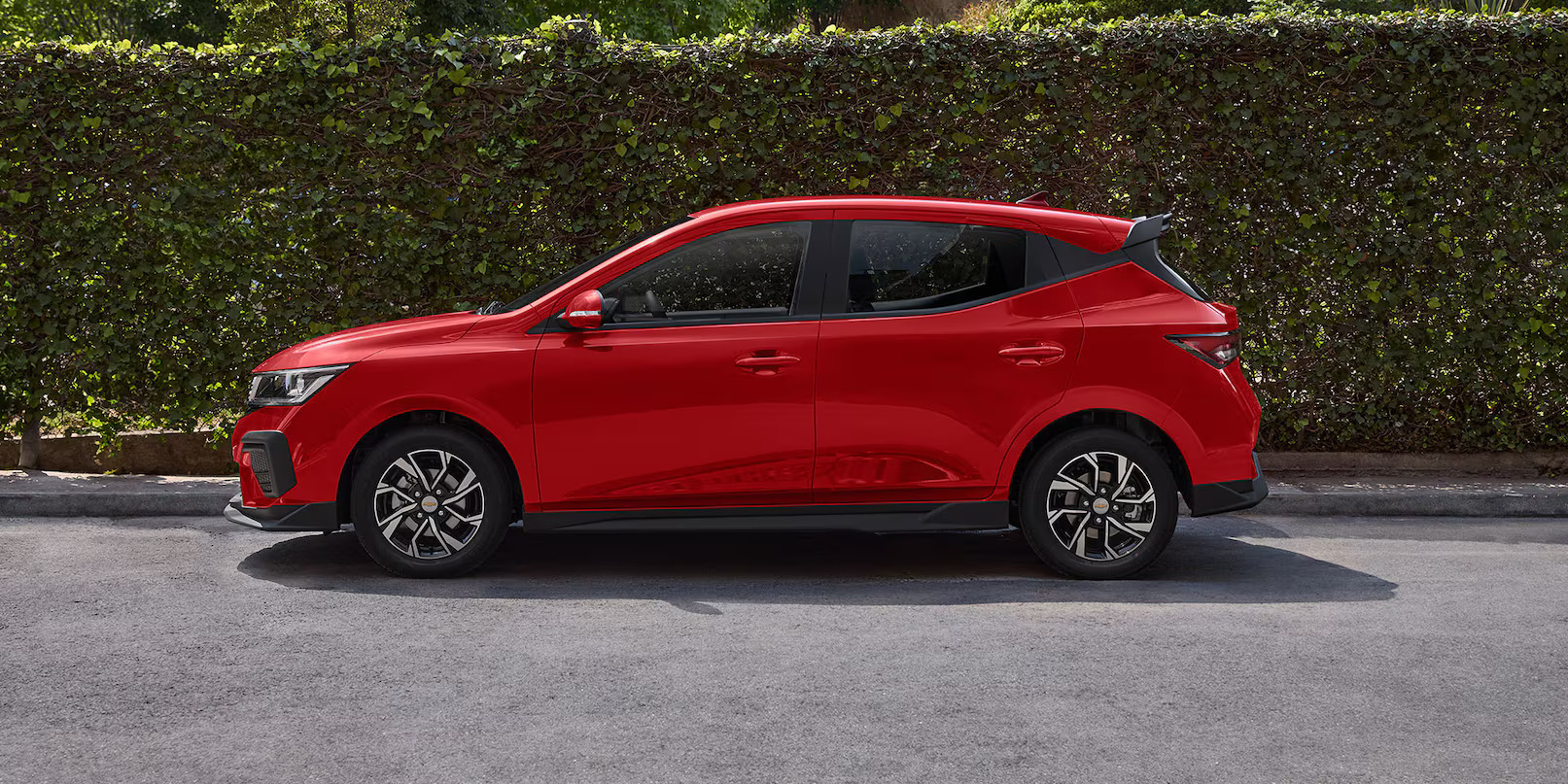 CDATA[
En México, cada vez más se ven nombres como MG Motor, Changan o JAC en los autos que circulan en las calles. Las automotrices de China han buscado colocarse en el país por su diseño, innovación y precios, aunque en las ventas aún les cuesta dar mayor frente.
Las marcas de autos chinas más vendidas en México Los modelos de MG Motor más vendidos
El auto importado de China no es de una firma china
![