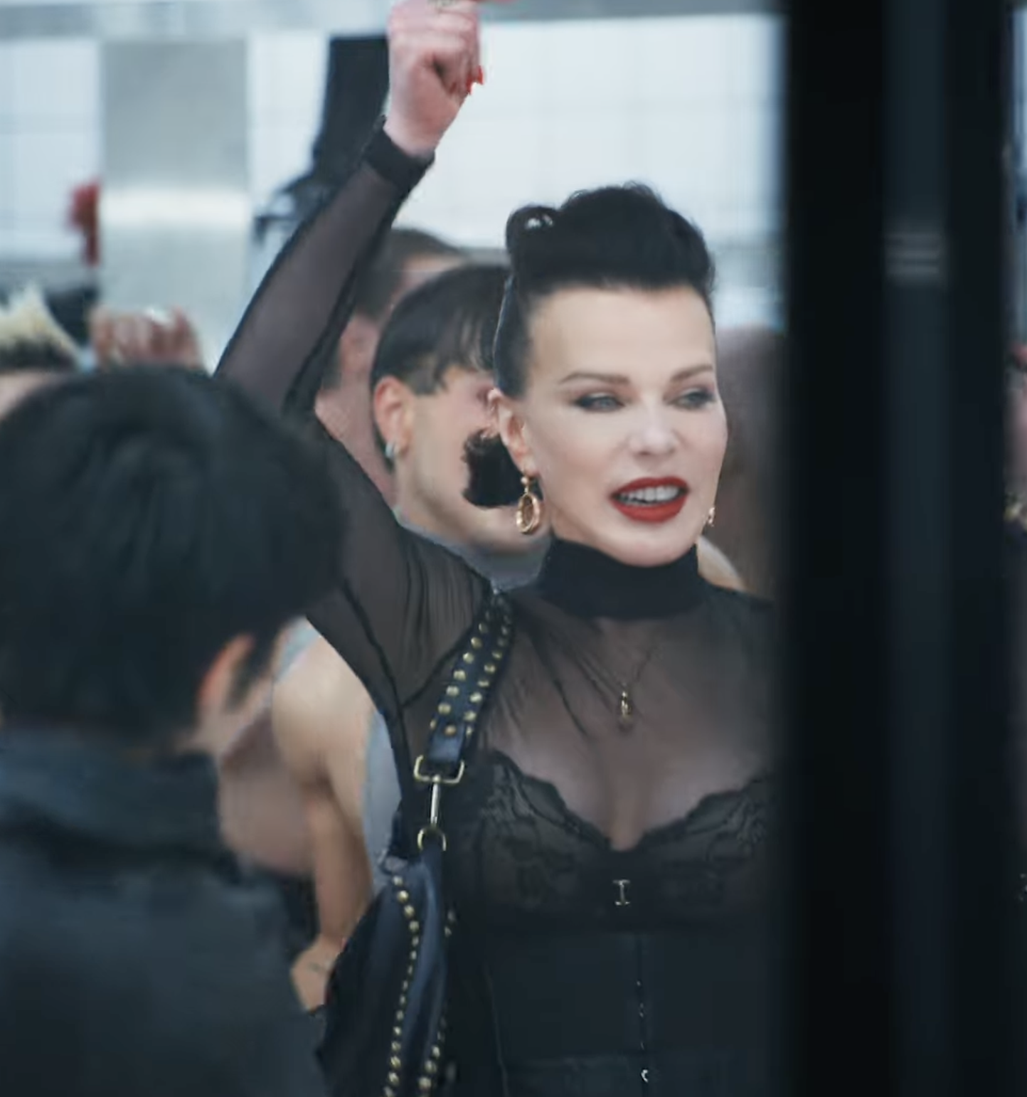 celebridades- confessions-II-madonna
