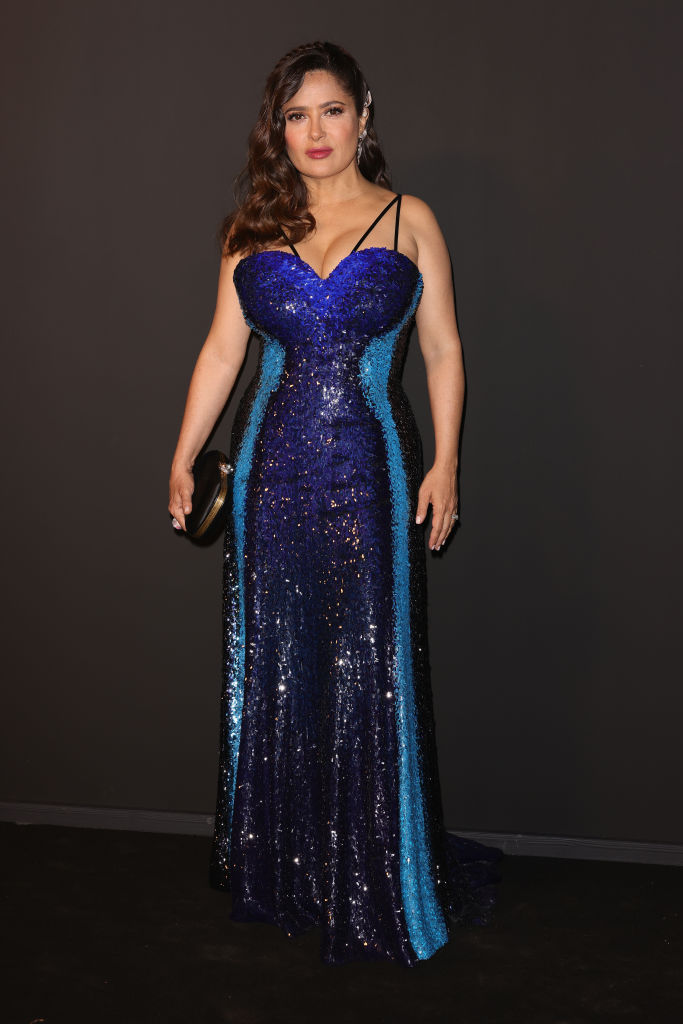 Salma Hayek, con premio por su trayectoria y con ¿polémica? con fotógrafos galos - Vimarsana News