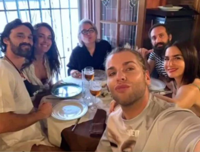 Publican foto de Iván Sánchez con la ex nuera de AMLO, crecen rumores de romance - Vimarsana News