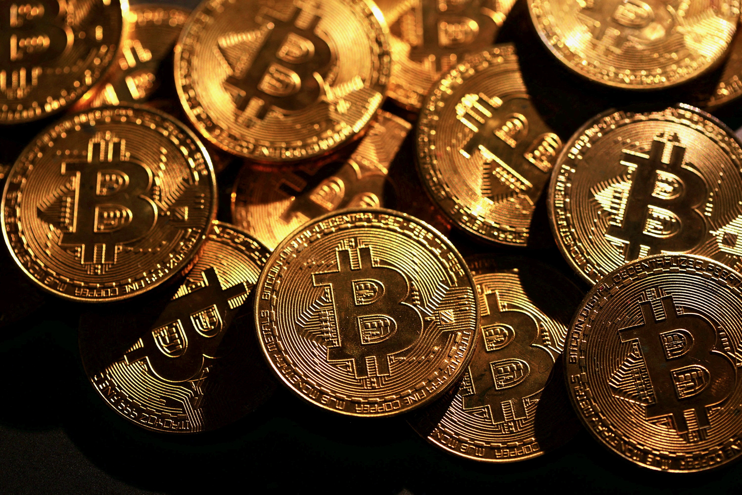 Bitcoin decepciona como “oro digital” ante ola de incertidumbre; ¿va a subir  o bajar su precio?