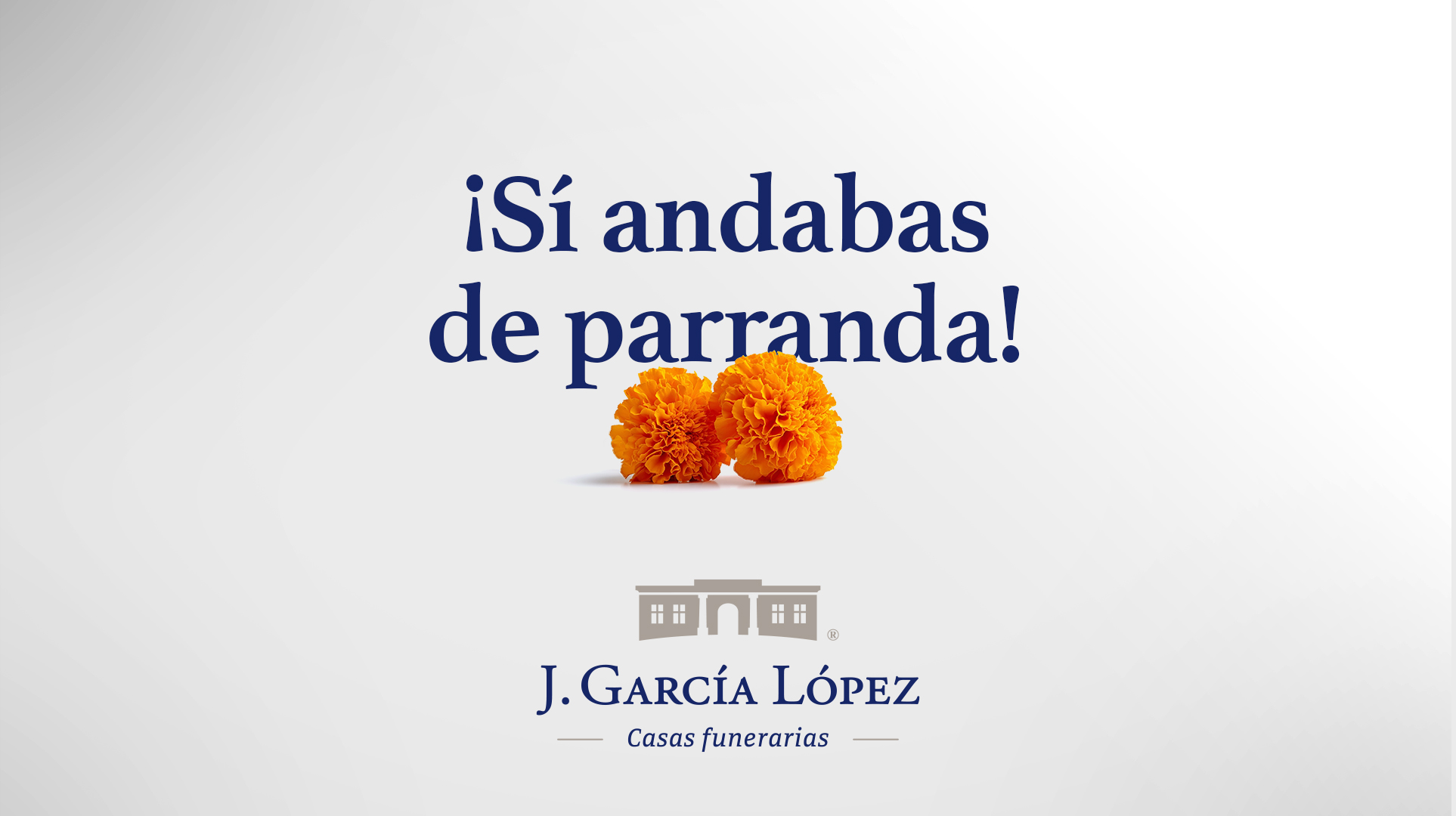 CDATA[
Cada otoño, cuando el aroma del cempasúchil empieza a llenar las calles, las marcas mexicanas también se preparan para un reencuentro. El Día de Muertos se ha convertido en una fecha en la que la publicidad deja de vender y busca conmover. Este año, J. García López y la agencia Montalvo lo hicieron con una sola palabra. Bienvenidos es la campaña que transforma el duelo en reencuentro. En enormes vallas y muros florales, las frases sencillas se leen como abrazos. “Once palabras acomodadas en el orden correcto pueden comunicar un concepto completo. Esto genera que las personas sean las que completan el anuncio y hace que se adueñen de la campaña y la recuerden más fácil”, dice Sergio “Checo” Díaz, director creativo de Montalvo.
![