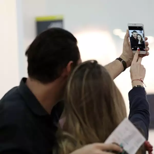 Alex Hank y Romina Stahl