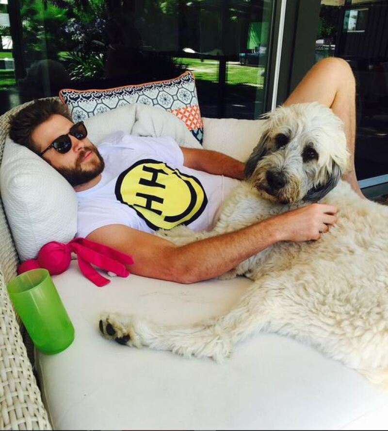 Desde que reiniciaron su relación, esta es la primera vez que la cantante publica una foto actual del actor australiano.
