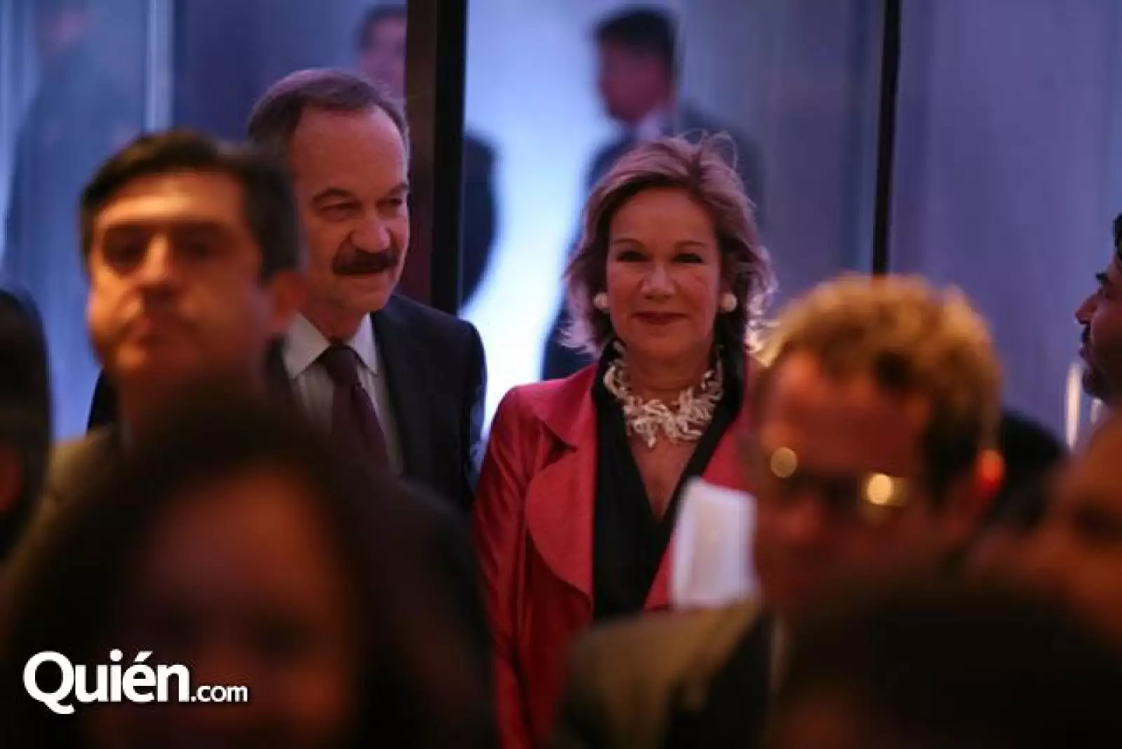 Enrique Goldbard,Guadalupe Loaeza