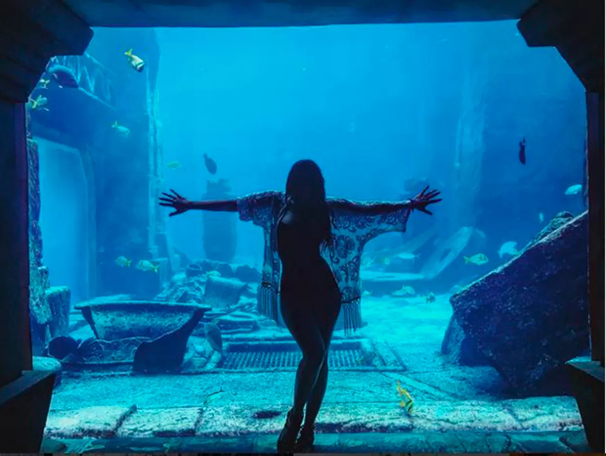 La mexicana no ha perdido oportunidad para lucir su figura.