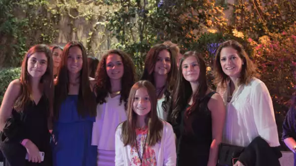 Gabriela Adler, Claudia Michel, Jimena Barroso, Ingrid Sotelo, Sofía Perelman, Sofía Michel y Claudia Michel