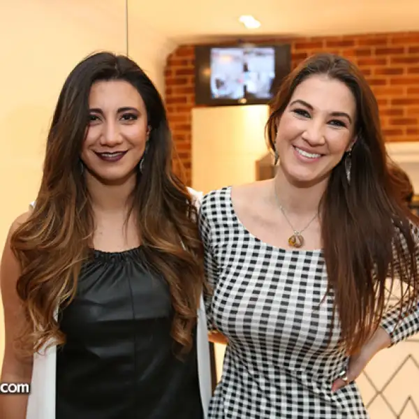 Kay Brawn y Elizabeth Sánchez