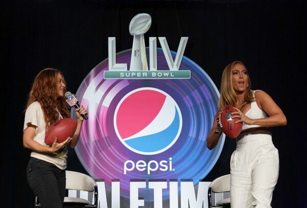 Shakira y JLo