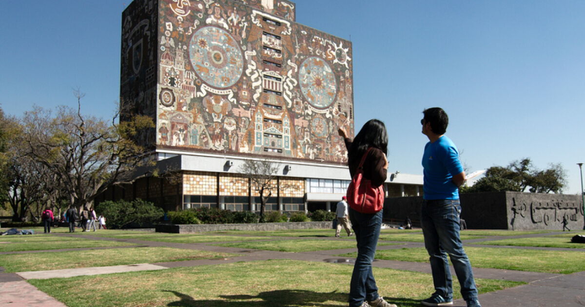 ¡TU TÍTULO NO SIRVE! EGRESADOS MEXICANOS, FUERA DE SU CARRERA