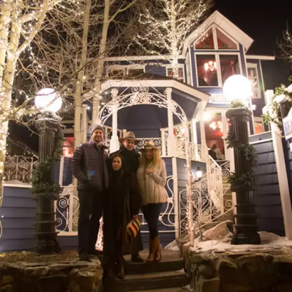 Álvaro Quintana, Valentina Ortiz Monasterio, Manuel y Zarina Rivera