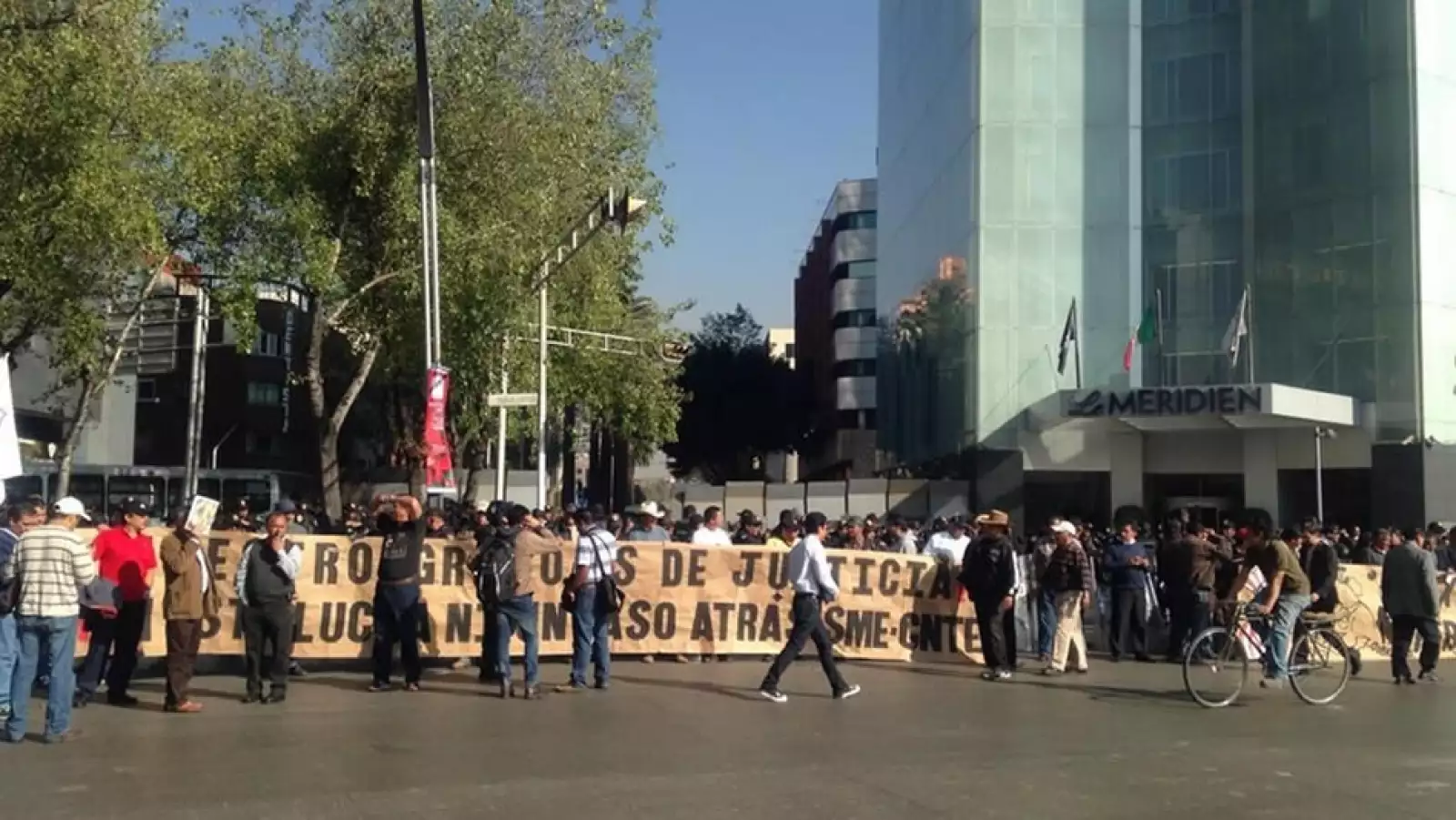Segundo día del cerco de Morena al Senado