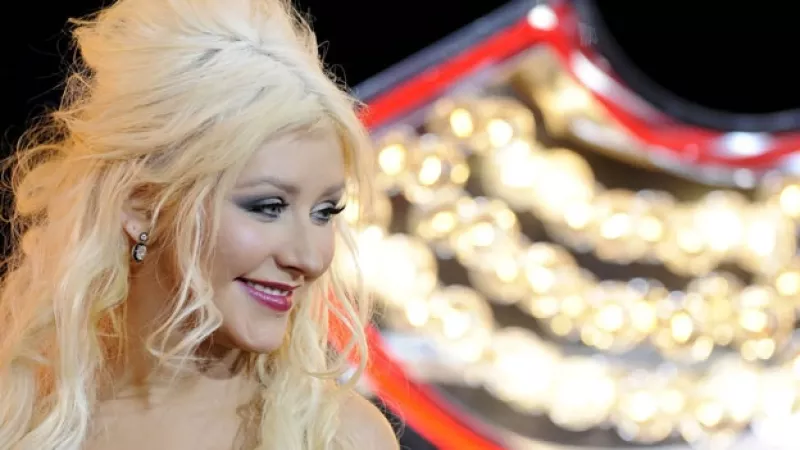 Christina Aguilera durante la presentacón de Burlesque