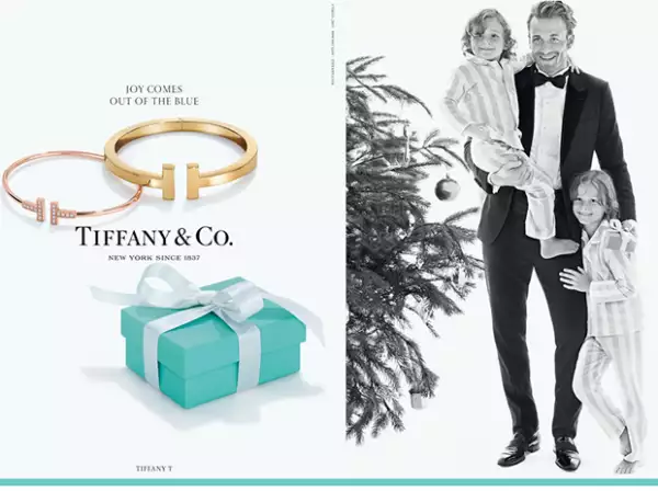 Es la primera vez que Brad posa con sus hijos.