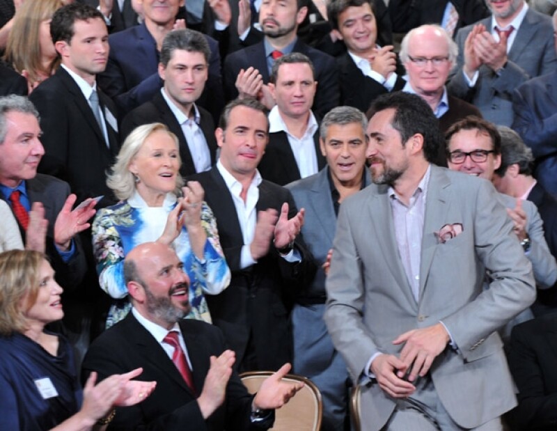 Personalidades como Glenn Close y George Clooney aplaudieron de pie la presencia de Demian Bichir días previos a la ceremonia de entrega del Oscar en 2012.