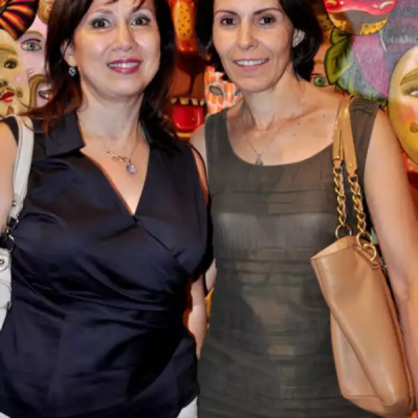 María Esther Villanueva y Cecilia Canales