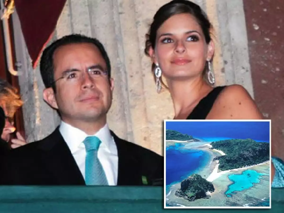 Su primer destino fue Nueva York, y más tarde las Islas Fiji.