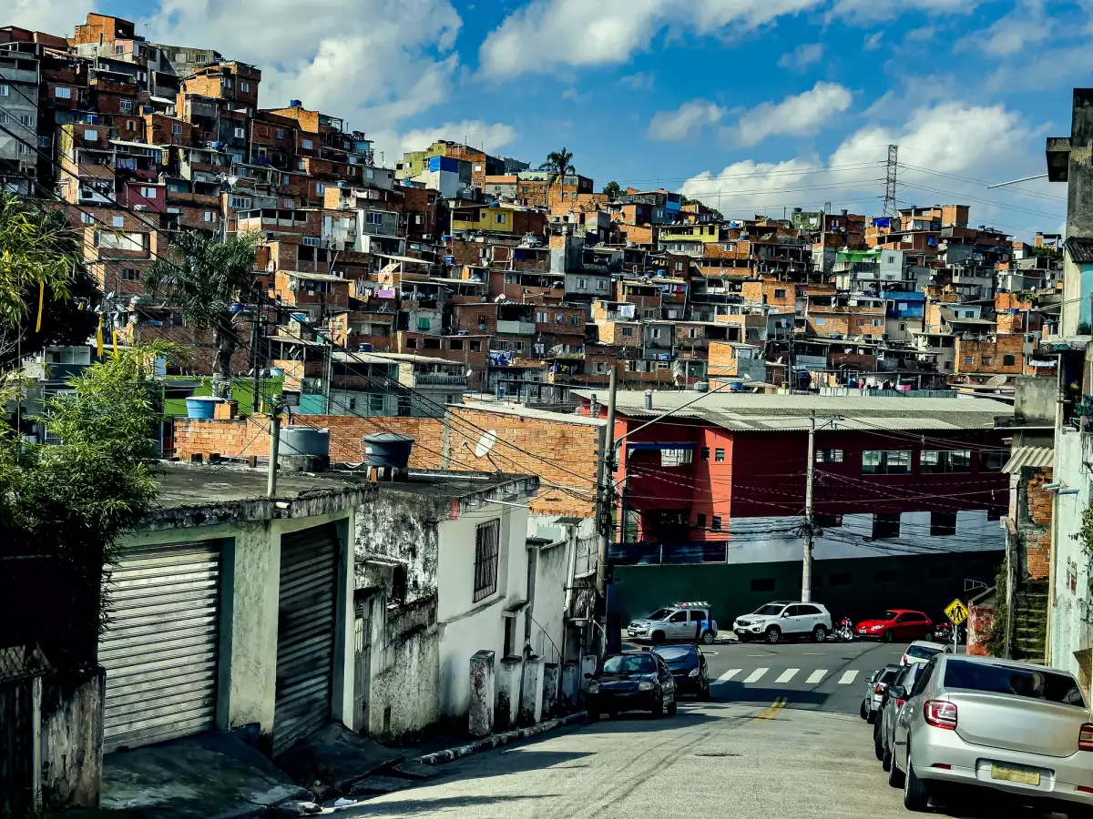 El gobierno busca reducir en 20% la vivienda informal en 4 años, ¿cómo lo hará?