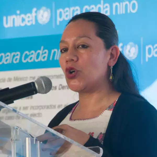 Mar�a Luisa Albores Gonz�lez