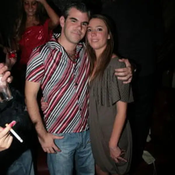 Gerardo hidalgo, Victoria Miranda