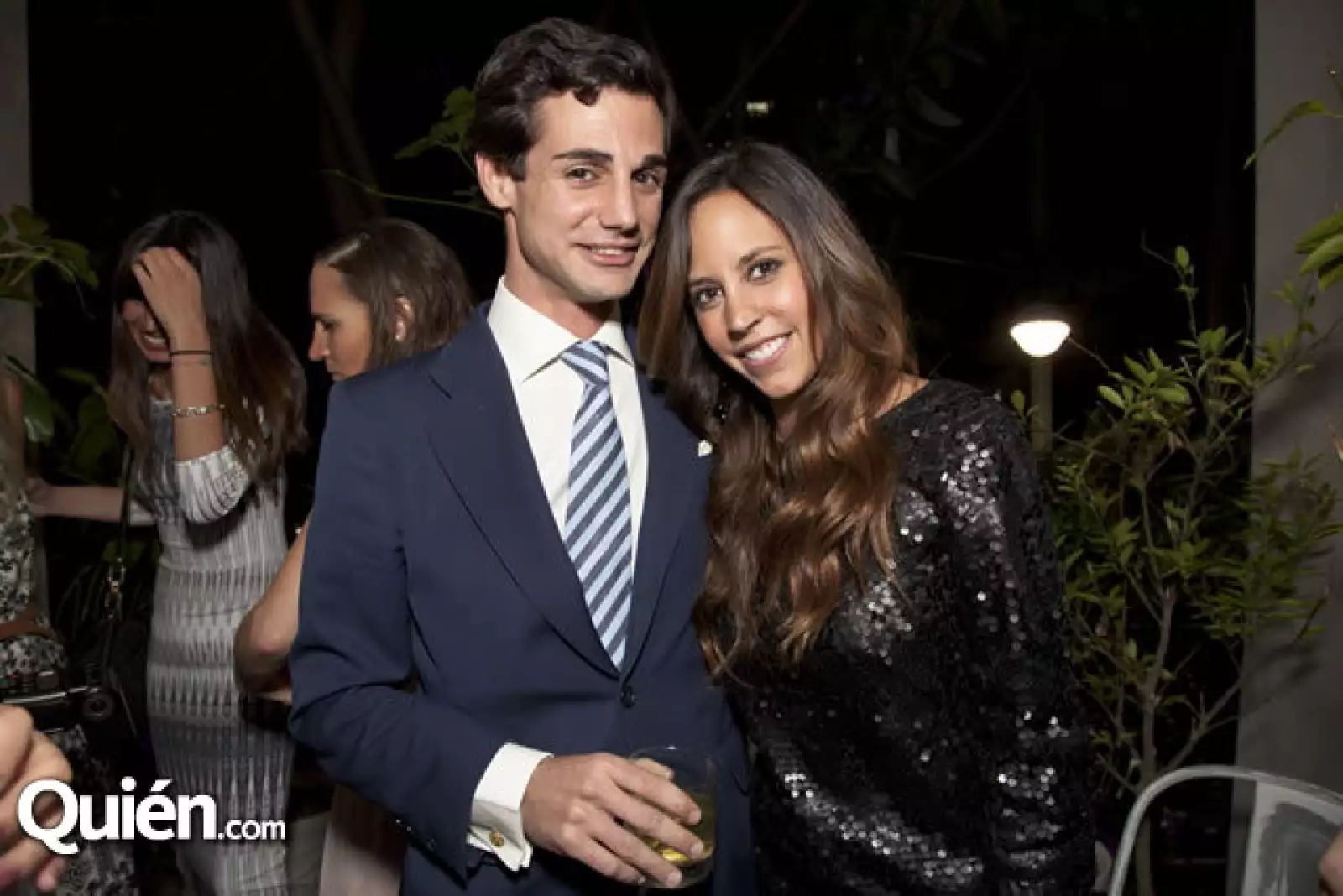 Guillermo Cifuentes,Ana Nuño