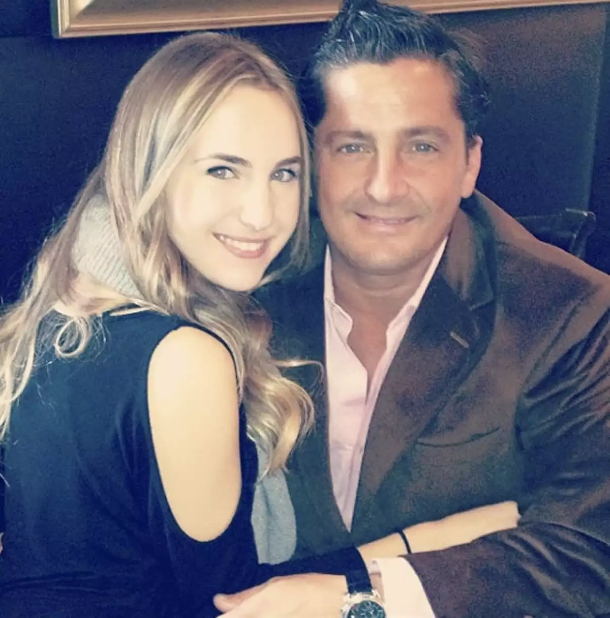 Isabella Sofía sacó los ojos de su papá.