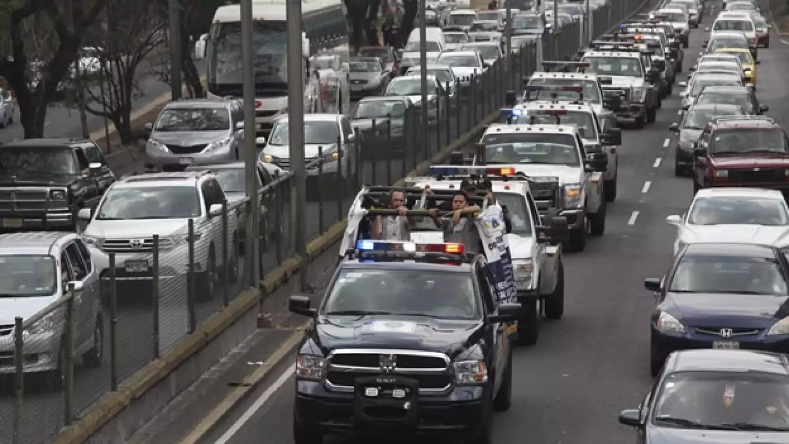 filas salida vacacionistas