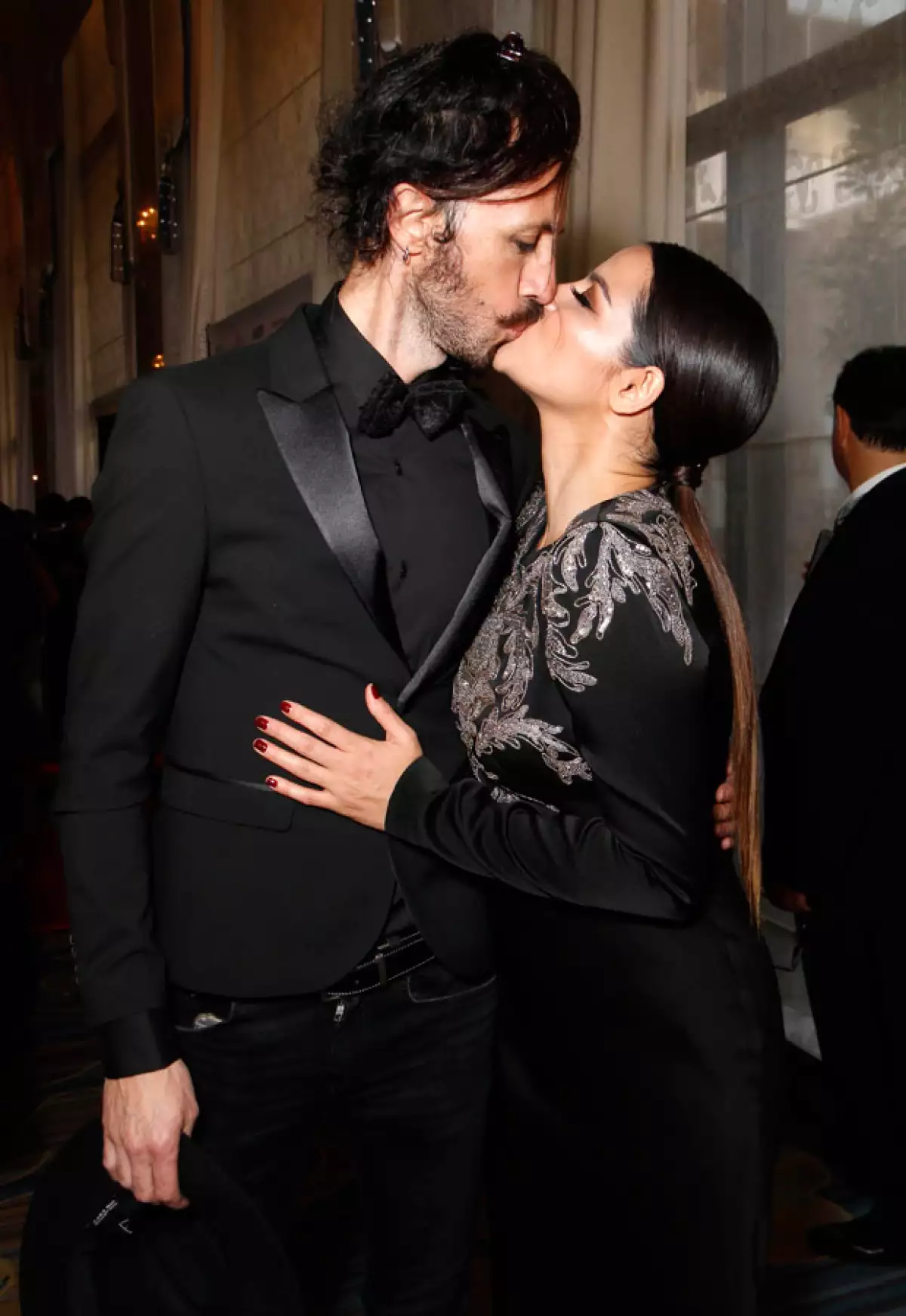 La pareja fue vista en Los Ángeles hace unos días de lo más enamorados durante el evento de AltaMed.