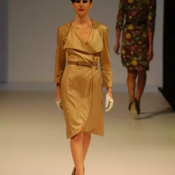 Desfile Alana Savoir