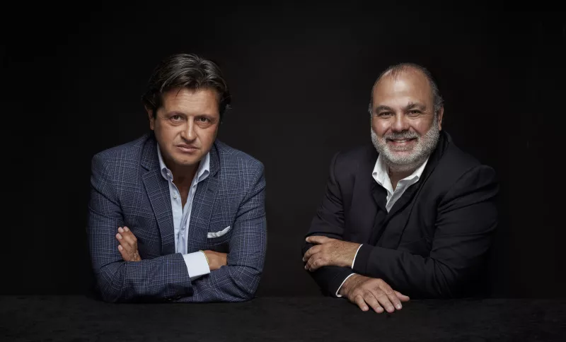 Geoffrey Fernández y Raúl Zurutuza.