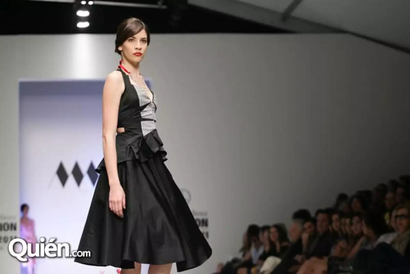 MBDF Pasarela Manhes&Massun