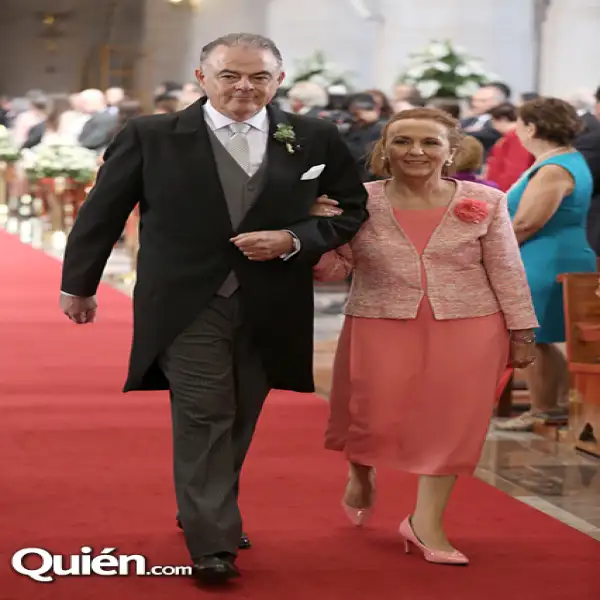 John McCarthy,Ángela Treviño