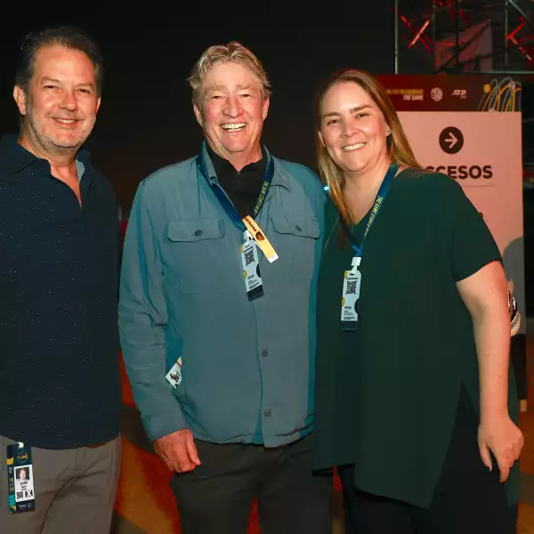 Álvaro Falla, Alejandro "güero" Burillo y Renata Burillo