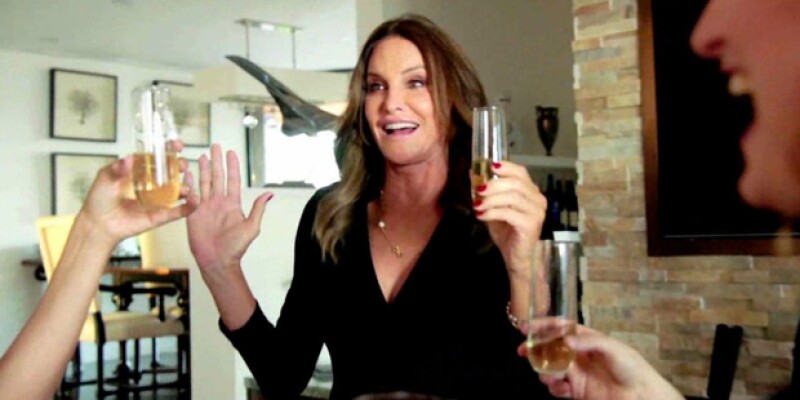 Aunque confiesa que pensó en suicidarse, a Caitlyn se le ve feliz por poder mostrarse tal y como es.