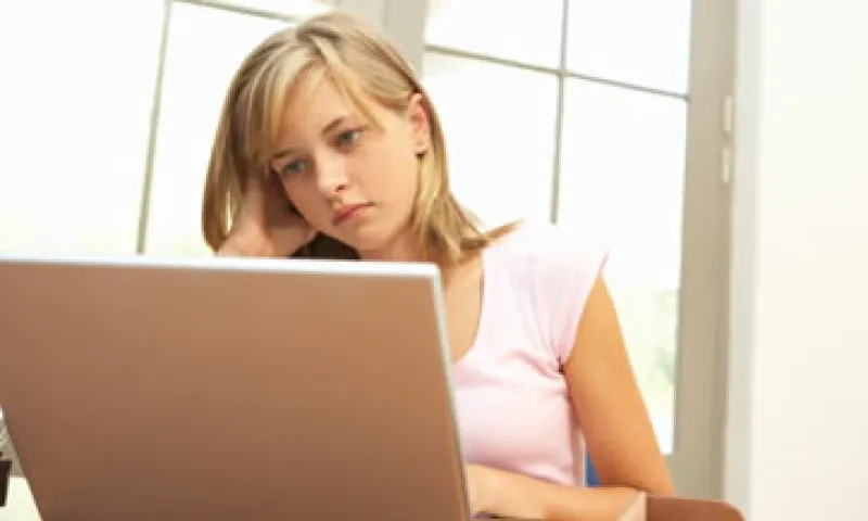 La red social busca mejorar la seguridad de sus más de 800 millones de usuarios.  (Foto: Thinkstock)