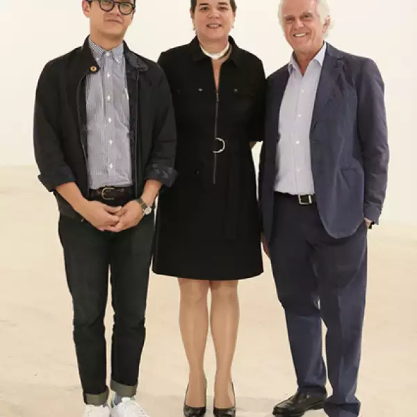 José Esàrza Chong Cuy, Sonya Santos y Maurice Marciano