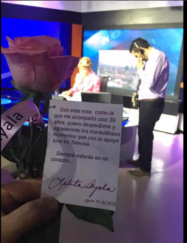 Lolita utilizó más de 7 mil rosas durante los años que estuvo al aire.