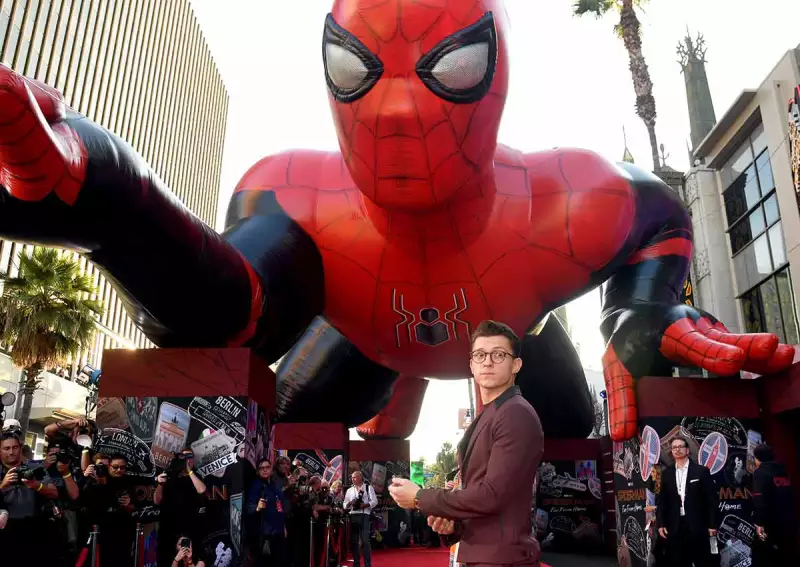 Tom-Holland-premier-Spider-Man.jpg