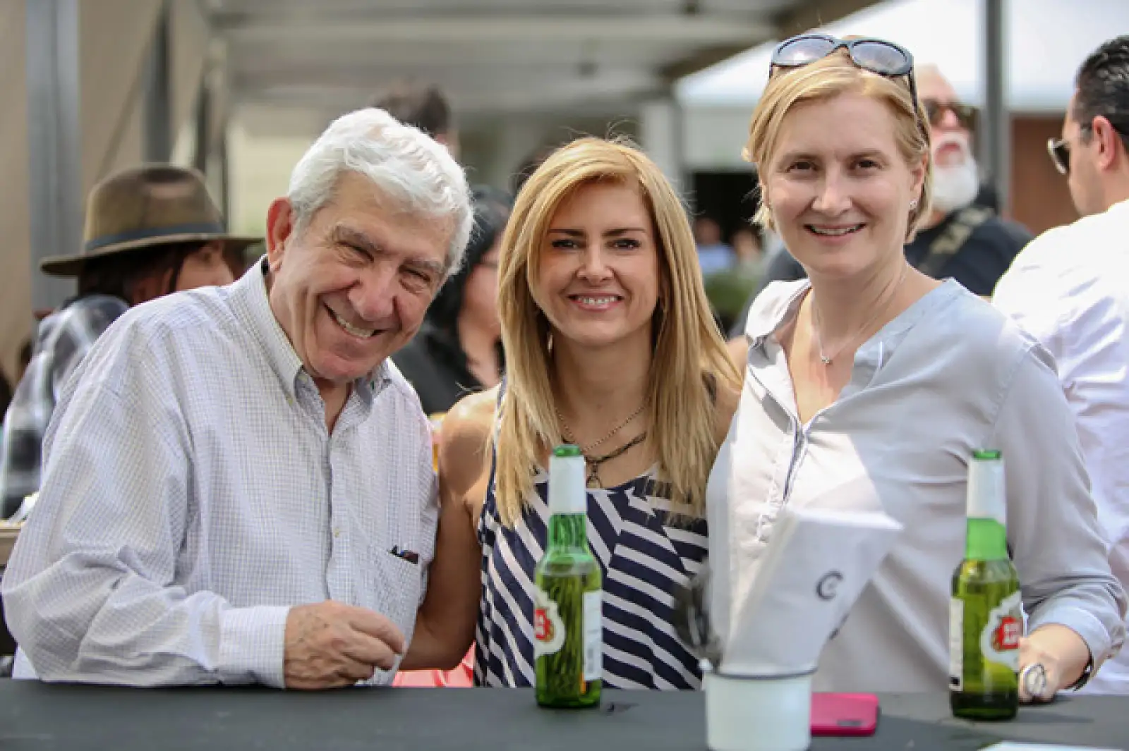 Marcos Micha, Paulina Vélez y Ana Elena Mallet