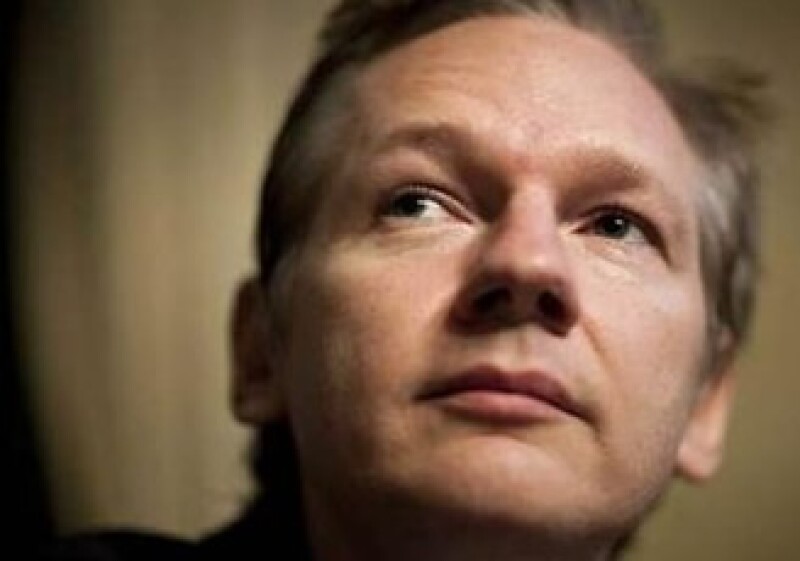 Las cuentas de Julian Assange en el banco suizo PostFinance fueron congeladas. (Foto: Reuters)