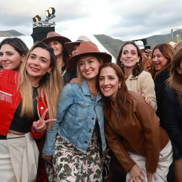 Andrea Arellano ,Melissa Casas , Mónica Leal y Xóchitl Rincón