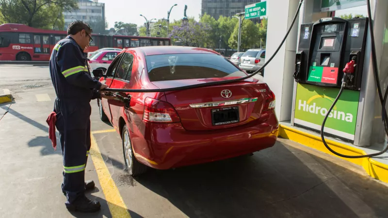 Febrero iniciará con menos subsidios a la gasolina Magna y diésel