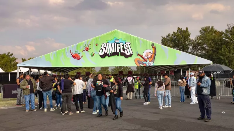 De botarga a empresario musical: cómo el Doctor Simi llegó a tener su propio festival en México