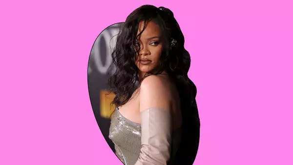 RIHANNA-2.jpg
