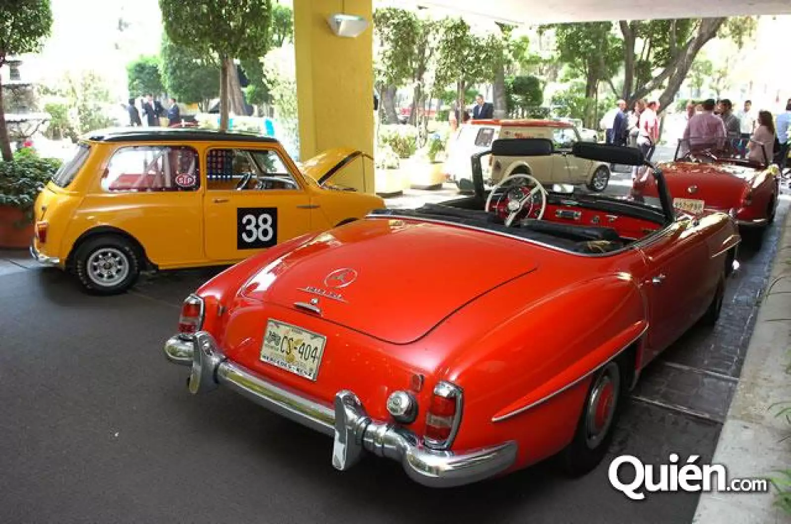 Exhibición de autos clásicos